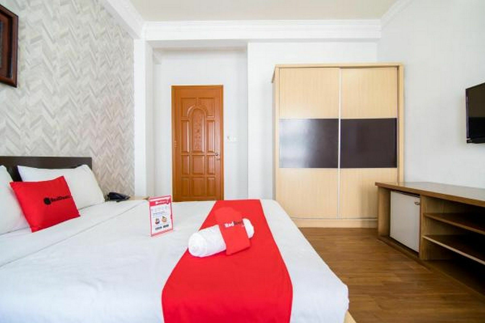 Quynh Giang Hotel Near Hiecc Хошимин Экстерьер фото
